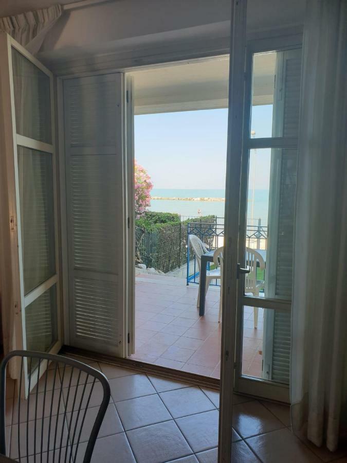 Appartamento Emilia Cupra Marittima Exterior photo